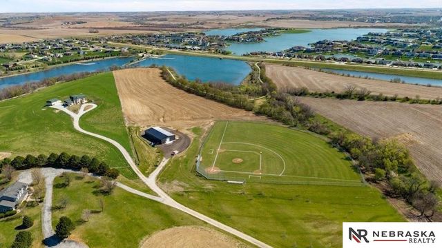 11919 N 184th Plaza, Bennington, NE 68007