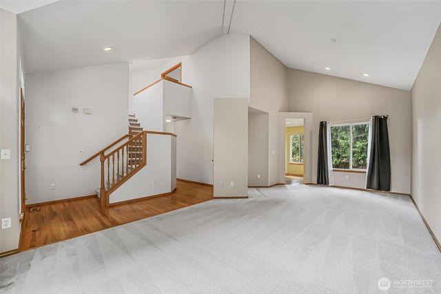 19810 11th Street E, Lake Tapps, WA 98391