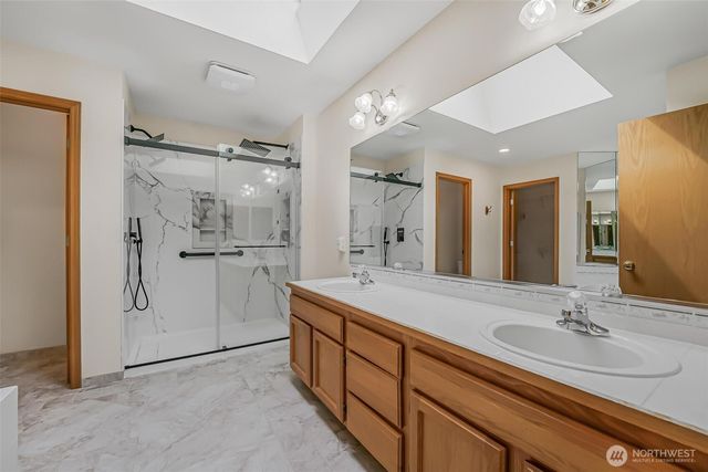19810 11th Street E, Lake Tapps, WA 98391