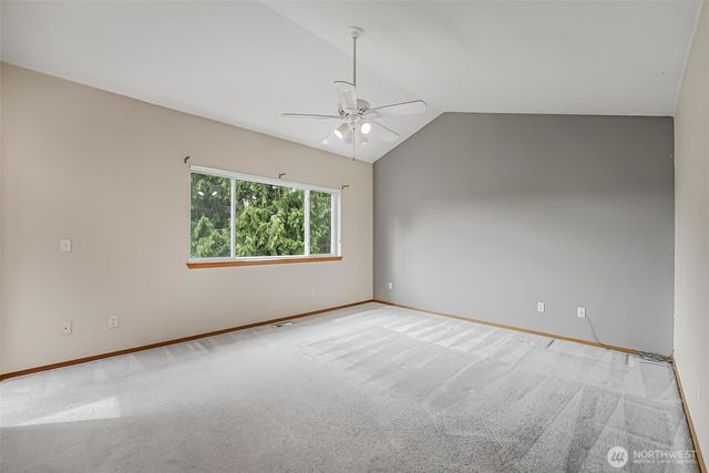 19810 11th Street E, Lake Tapps, WA 98391