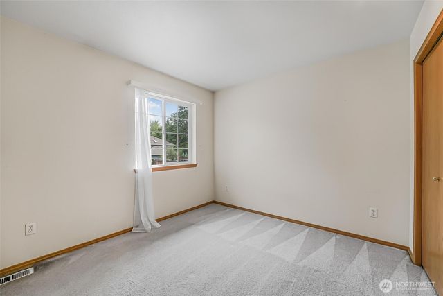 19810 11th Street E, Lake Tapps, WA 98391