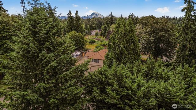 19810 11th Street E, Lake Tapps, WA 98391
