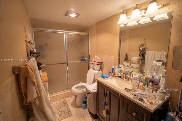 2083 Coral Ridge Dr N302, Coral Springs, FL 33071