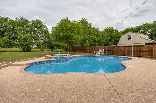 3317 Ovilla Road, Ovilla, TX 75154