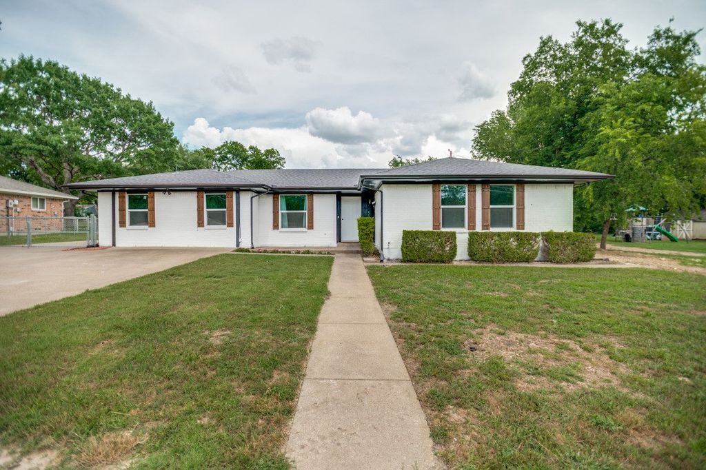 3317 Ovilla Road, Ovilla, TX 75154