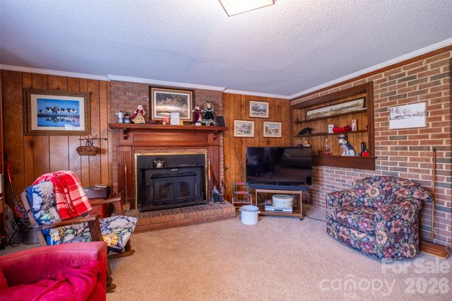 9730 Mount Holly Huntersville Road, Huntersville, NC 28078