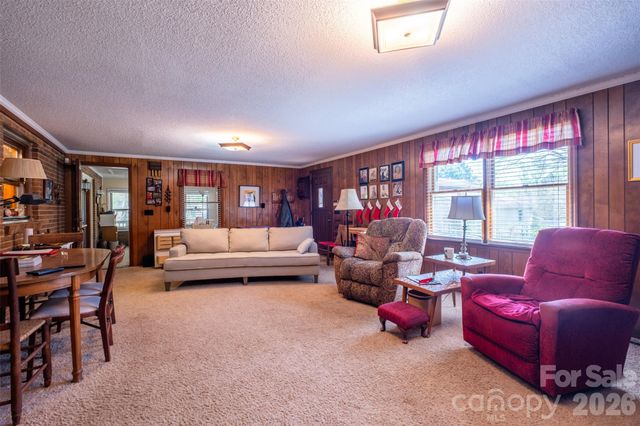 9730 Mount Holly Huntersville Road, Huntersville, NC 28078