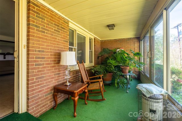 9730 Mount Holly Huntersville Road, Huntersville, NC 28078