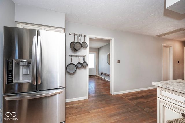 9201 Warwick Road, Indianapolis, IN 46240