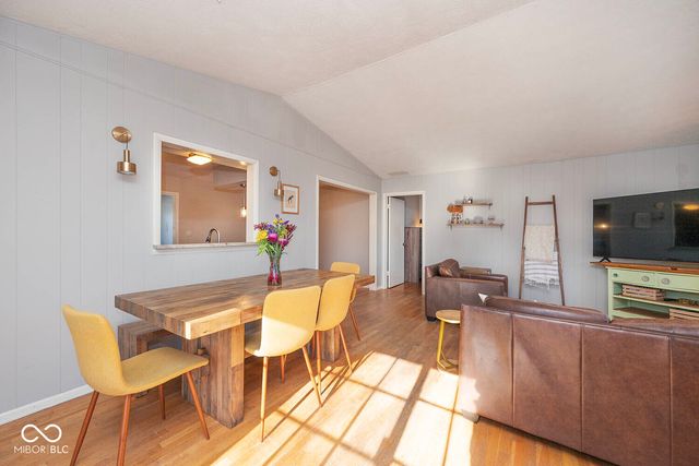 9201 Warwick Road, Indianapolis, IN 46240