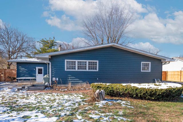 9201 Warwick Road, Indianapolis, IN 46240