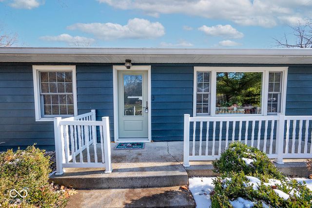 9201 Warwick Road, Indianapolis, IN 46240