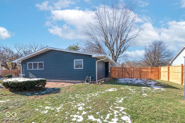 9201 Warwick Road, Indianapolis, IN 46240