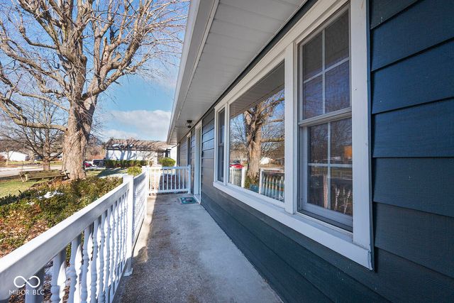 9201 Warwick Road, Indianapolis, IN 46240