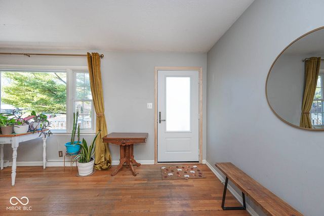 9201 Warwick Road, Indianapolis, IN 46240