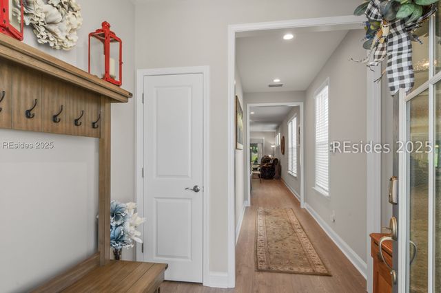 104 Fawnwood Ct, Okatie, SC 29909