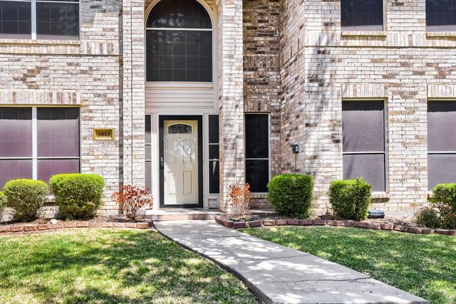 3812 Red Oak Trail, The Colony, TX 75056