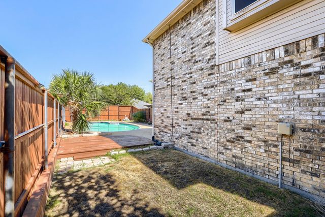 3812 Red Oak Trail, The Colony, TX 75056