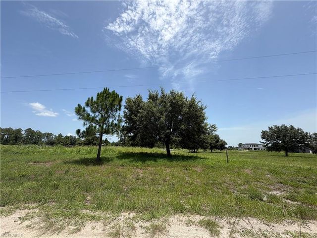 7896 3rd TER, Labelle, FL 33935