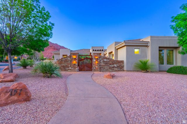 951 E CITADEL RD, Ivins, UT 84738