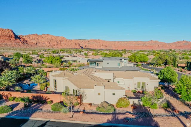 951 E CITADEL RD, Ivins, UT 84738
