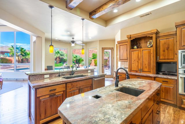 951 E CITADEL RD, Ivins, UT 84738