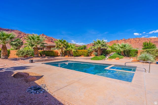 951 E CITADEL RD, Ivins, UT 84738