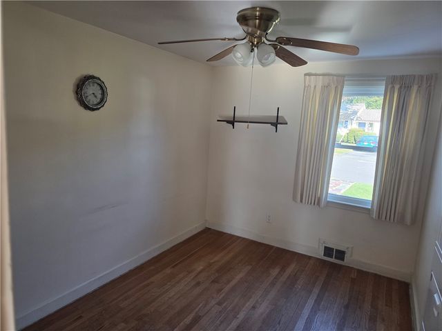 59 Ferncrest Drive, Pawtucket, RI 02861