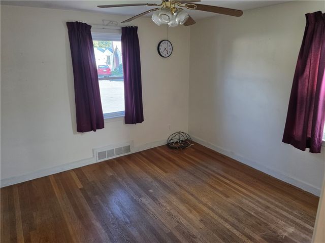 59 Ferncrest Drive, Pawtucket, RI 02861