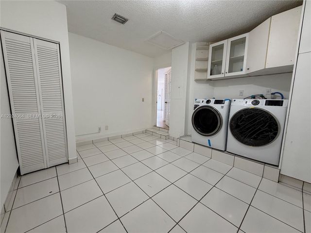 17221 SW 142nd Ct, Miami, FL 33177