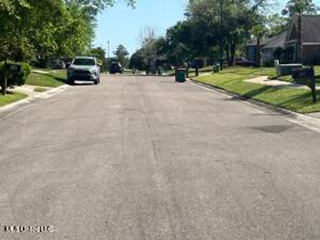 694 Waters View Drive, Biloxi, MS 39532