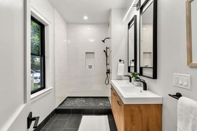 6 Pearl St B, Somerville, MA 02145