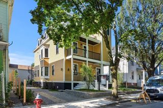 6 Pearl St B, Somerville, MA 02145