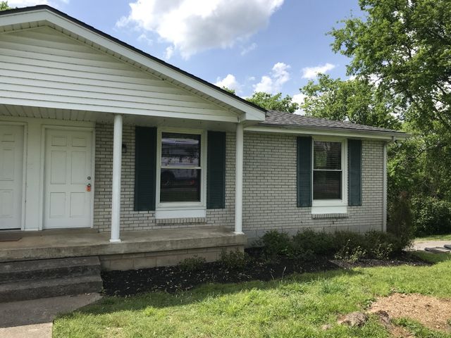 2716 Donna Hill Dr, Nashville, TN 37214