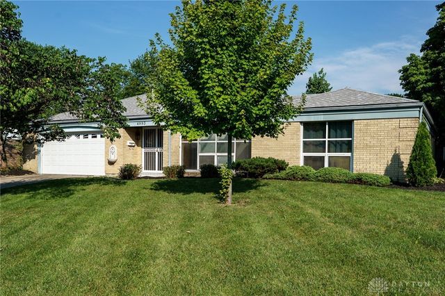 4993 Sweetbirch Drive, Dayton, OH 45424
