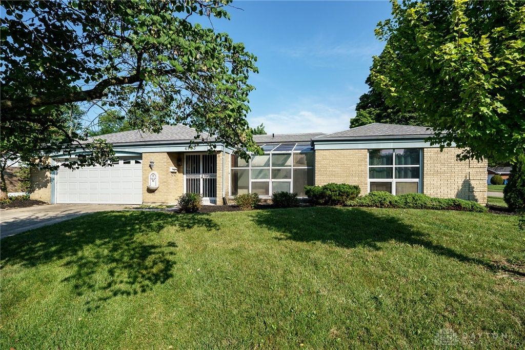 4993 Sweetbirch Drive, Dayton, OH 45424