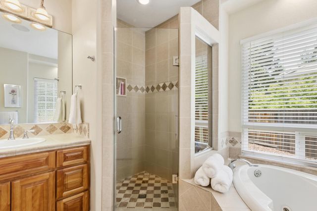 531 Carthage Ct, Granite Bay, CA 95746