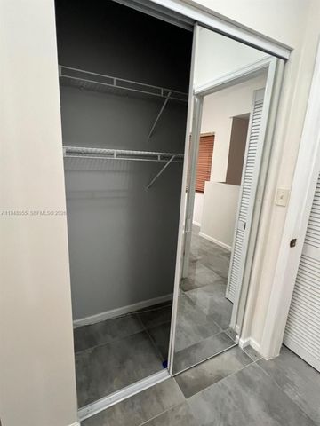 252 City View Dr 252, Fort Lauderdale, FL 33311