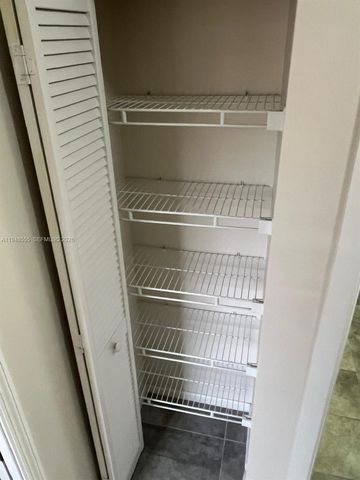 252 City View Dr 252, Fort Lauderdale, FL 33311