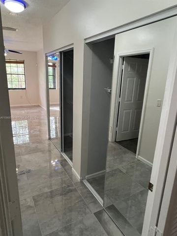 252 City View Dr 252, Fort Lauderdale, FL 33311