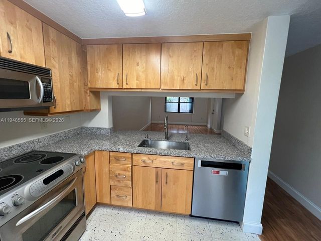 252 City View Dr 252, Fort Lauderdale, FL 33311