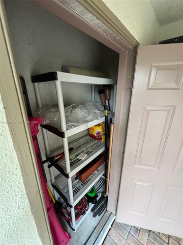 252 City View Dr 252, Fort Lauderdale, FL 33311