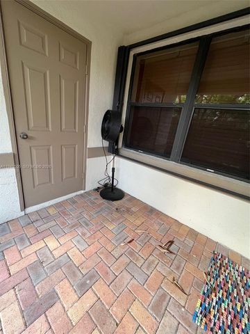 252 City View Dr 252, Fort Lauderdale, FL 33311