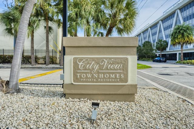 252 City View Dr 252, Fort Lauderdale, FL 33311