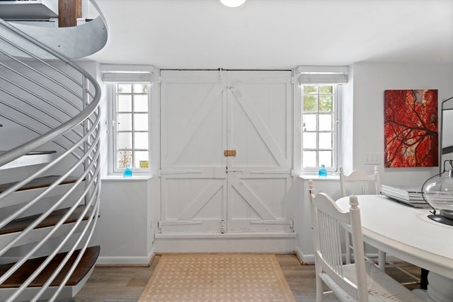 41 Hayward Rd, Barnstable, MA 02632