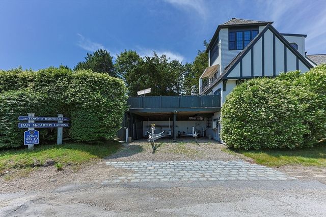 41 Hayward Rd, Barnstable, MA 02632