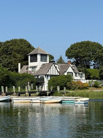 41 Hayward Rd, Barnstable, MA 02632