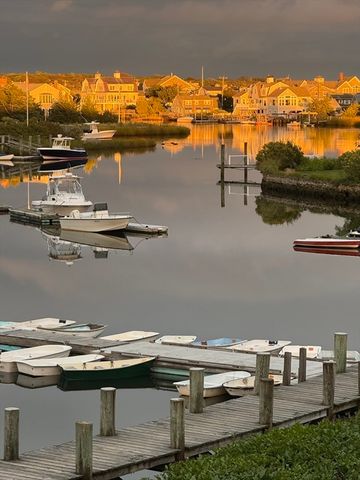 41 Hayward Rd, Barnstable, MA 02632