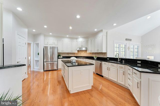 22134 QUAIL POND PL, Ashburn, VA 20148