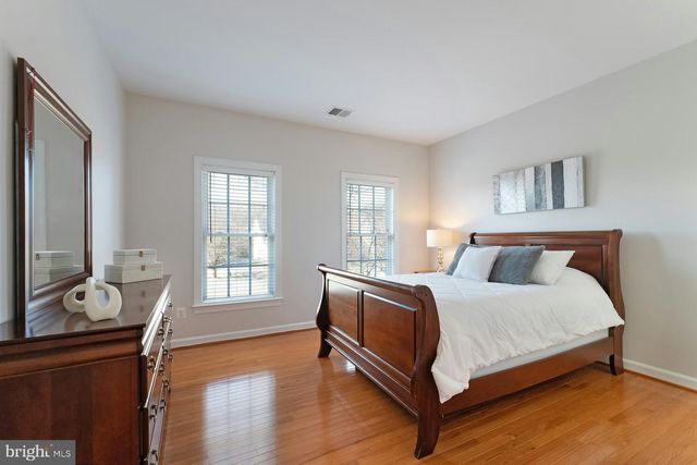 22134 QUAIL POND PL, Ashburn, VA 20148